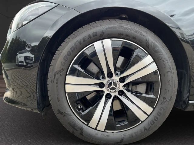Mercedes-Benz C 220 AVANTGARDE C 220 d Estate