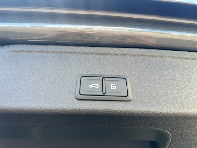 Audi A4 40 TFSI Avant Quattro S-Line S-Tronic