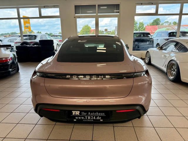 Porsche Taycan Performance Plus