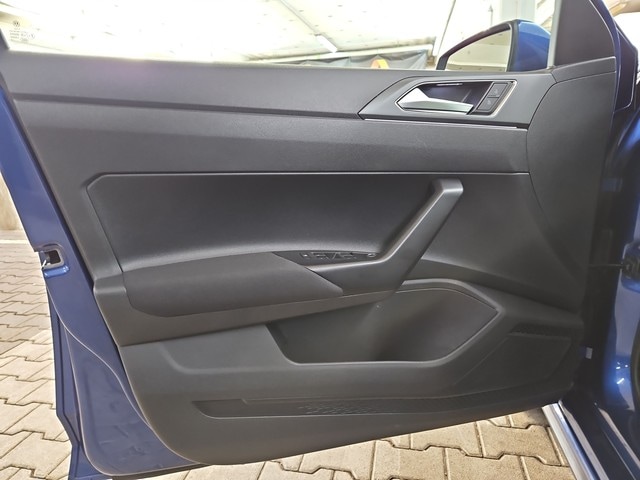 Volkswagen Polo 1.0 TSI DSG R-Line