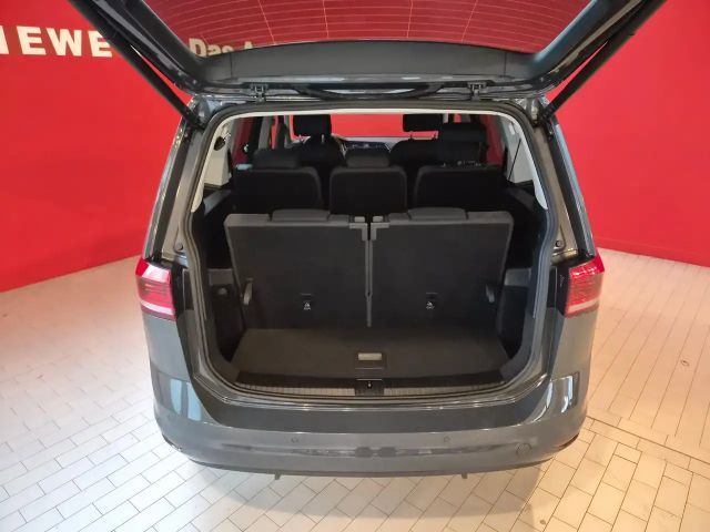 Volkswagen Touran DSG Life