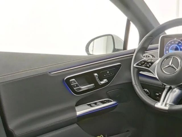 Mercedes-Benz EQE 300 Advanced Sedan