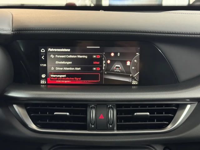 Alfa Romeo Stelvio Q4 Veloce