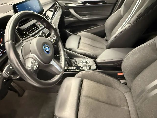 BMW X1 xDrive25e
