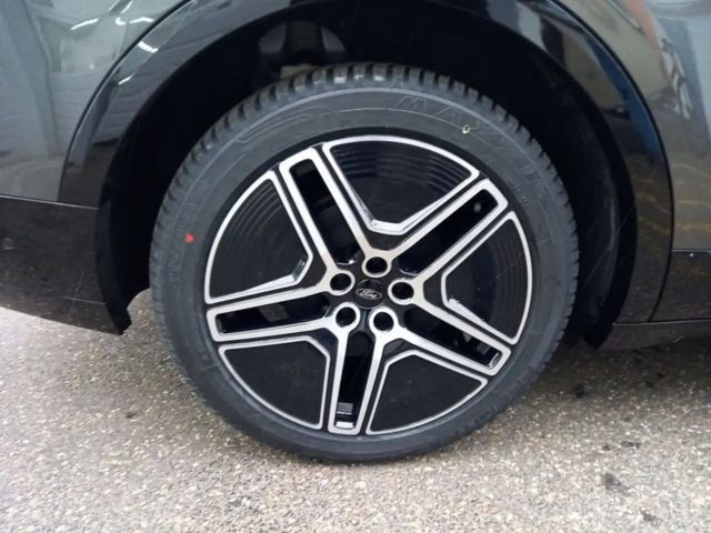 Ford Capri AWD Premium