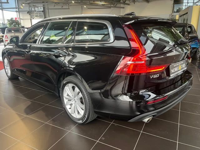 Volvo V60 Momentum