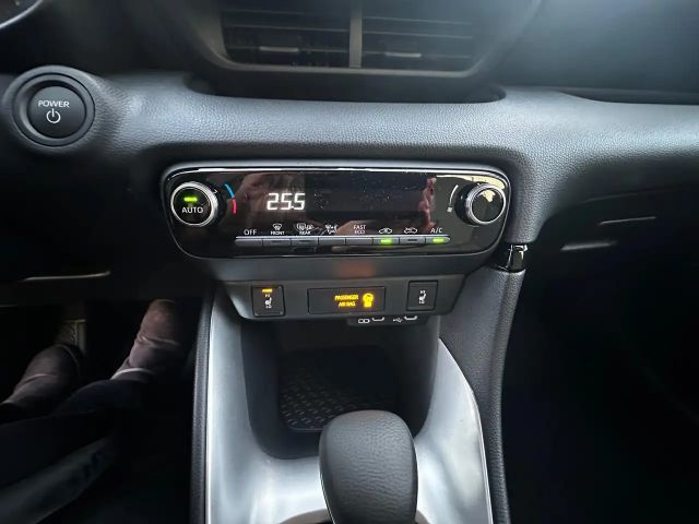 Mazda 2 Exclusive-line