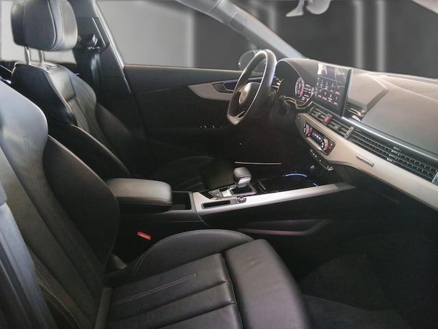 Audi A4 45 TFSI Avant Quattro S-Line S-Tronic