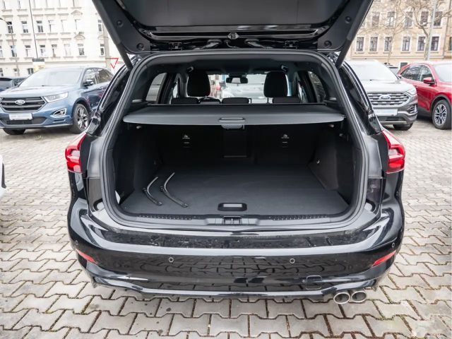 Ford Focus ST Line Wagon