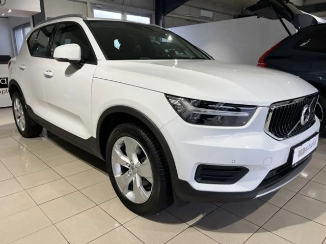 Volvo XC40 Momentum T3