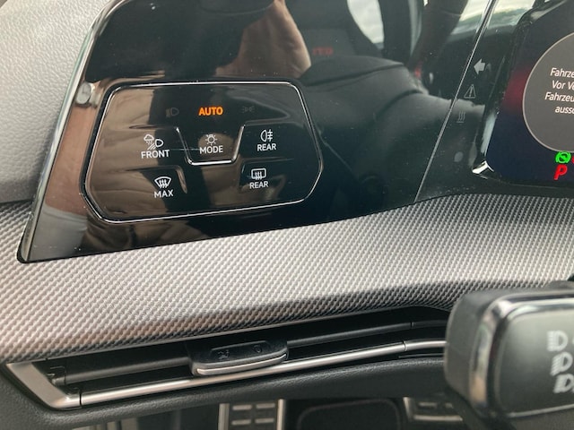 Volkswagen Golf 2.0 TSI DSG Golf VIII