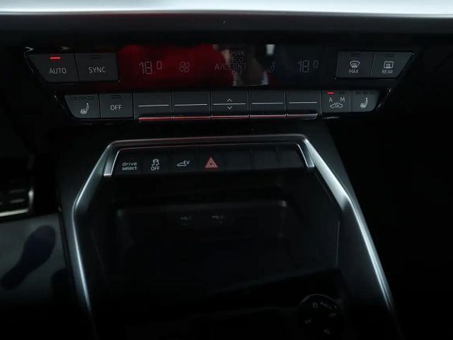 Audi A3 Hybride S-Line Sedan