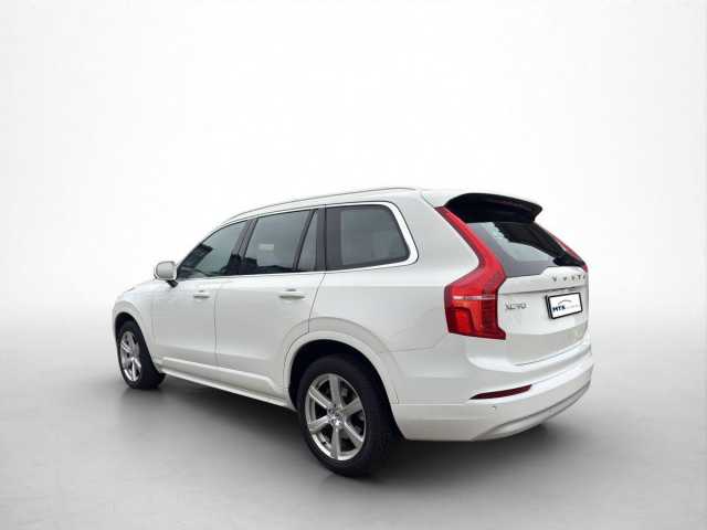 Volvo XC90 Momentum