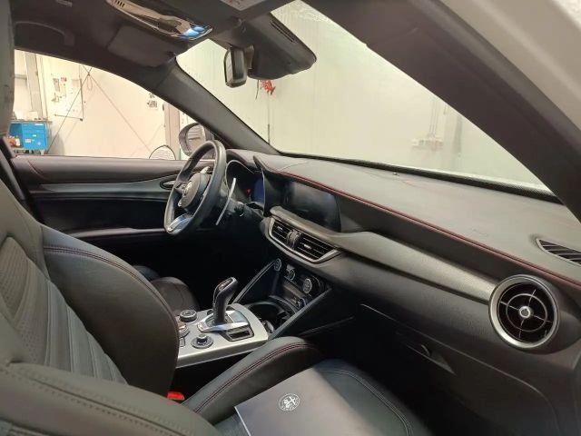 Alfa Romeo Stelvio Q4