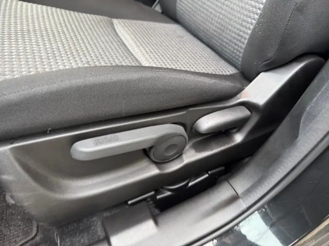 Suzuki S-Cross Hybrid