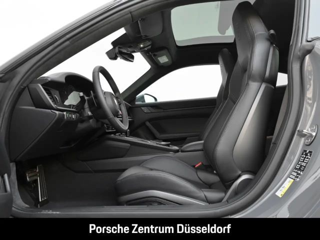 Porsche 992 Carrera Coupé