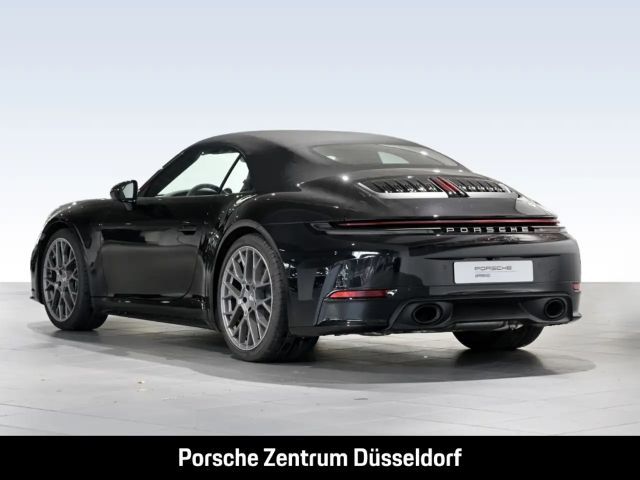 Porsche 992 Cabrio Carrera