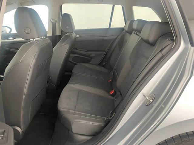 Volkswagen Golf Business DSG Variant