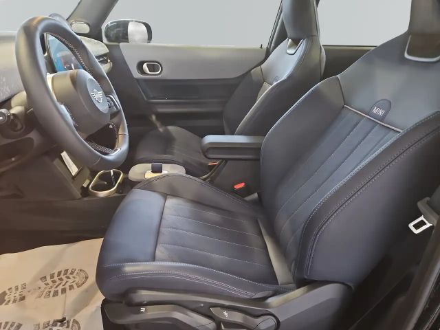 MINI Cooper *Favoured Trim*18"*Navi*HUD*H&K*360*Pano*ParkAssis