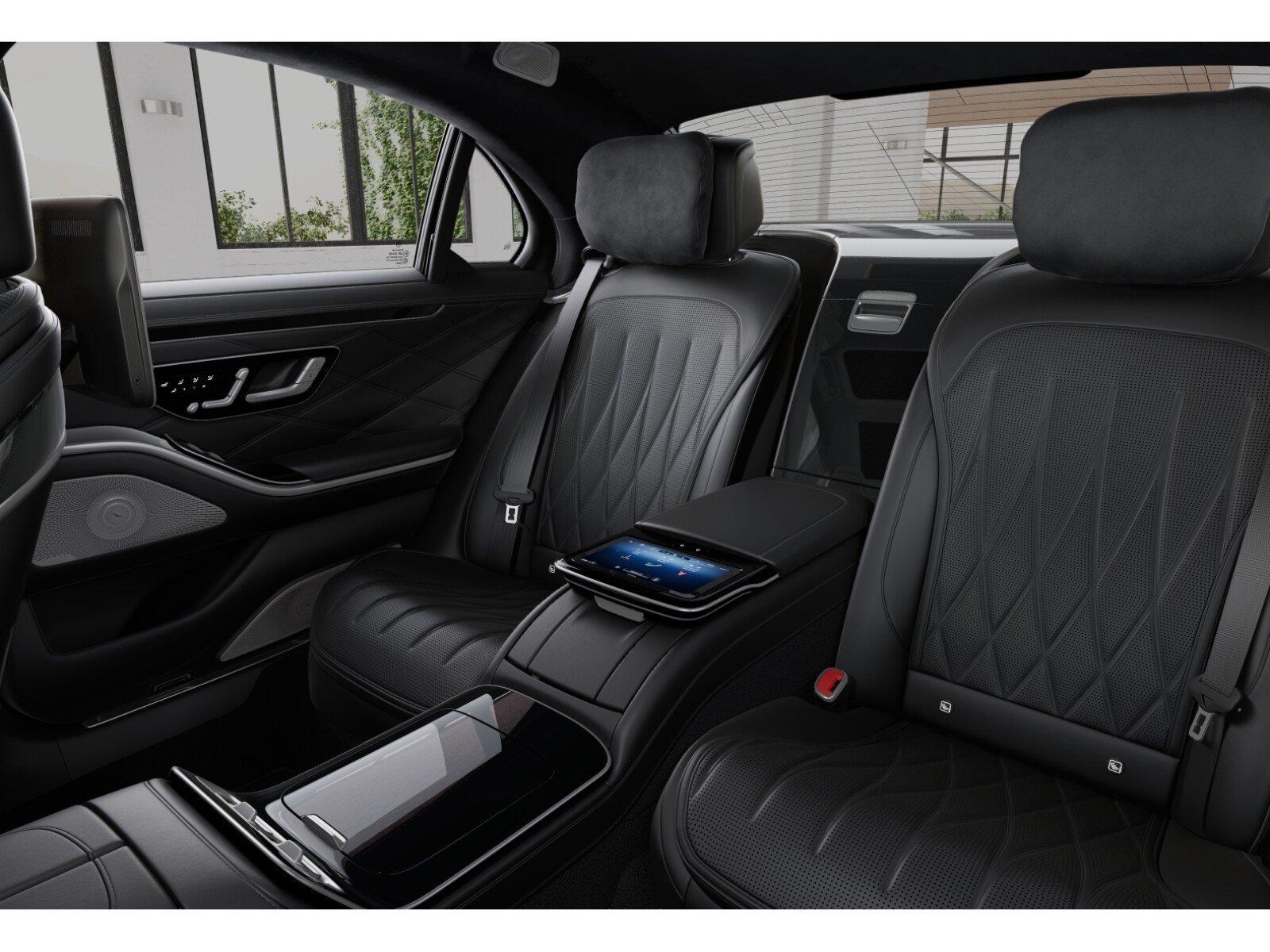 Mercedes-Benz AMG S S 63 AMG Sedan