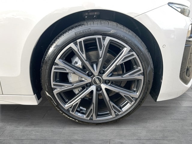 Audi A6 e-tron Avant Quattro