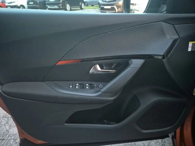 Peugeot E-2008 Active Pack