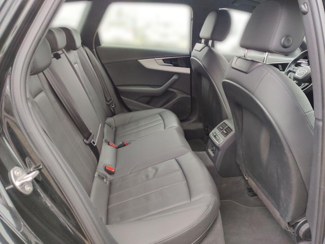 Audi A4 40 TDI Avant S-Tronic