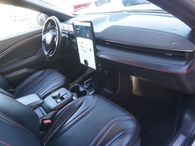 Ford Mustang Mach-E AWD Extended range