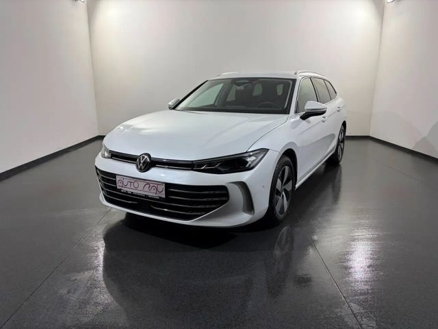 Volkswagen Passat 1.5 eTSI Business DSG Variant