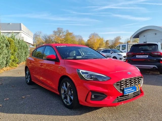 Ford Focus EcoBoost ST Line