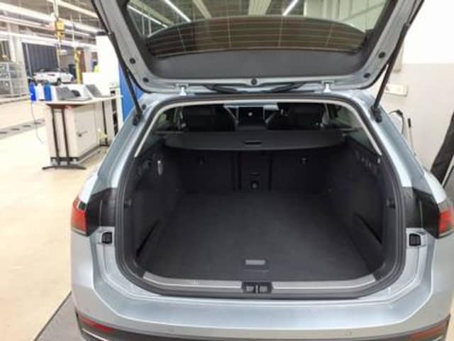 Volkswagen Passat eTSI CarPlay/AHK/Virt/360/ACC