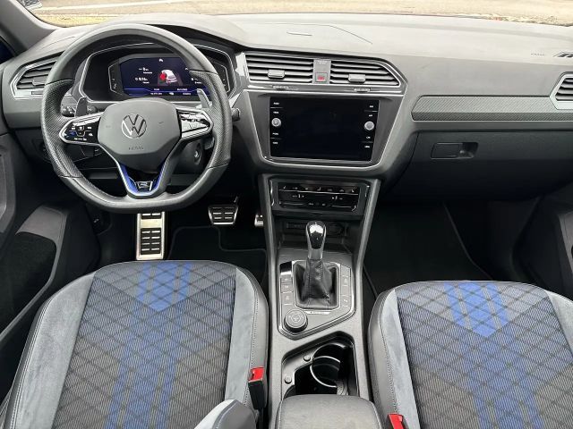 Volkswagen Tiguan R / R-Perform. - Akrapovic / DCC- Fahrwerk