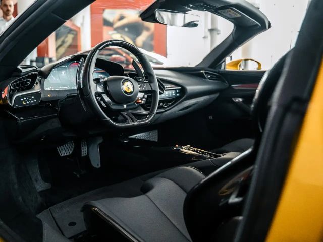 Ferrari SF90 Spider