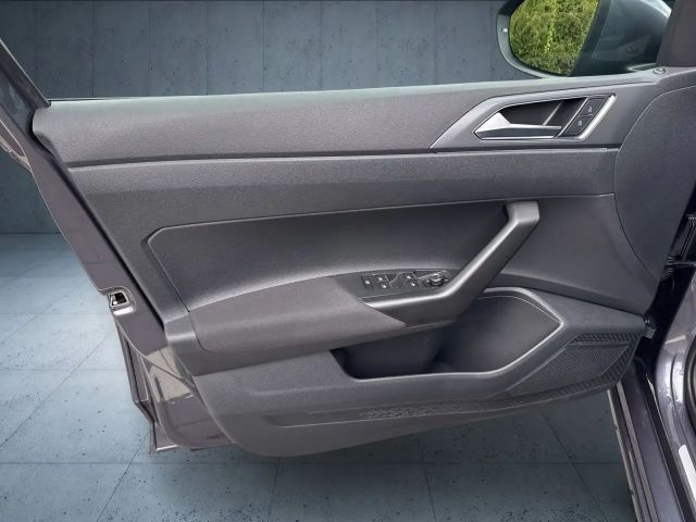 Volkswagen Taigo 1.0 TSI DSG R-Line