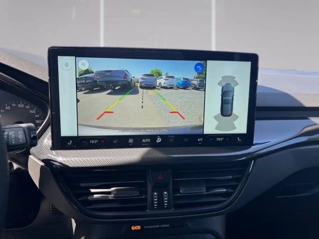 Ford Focus EcoBoost ST Line