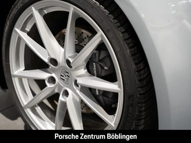 Porsche 911 992 Carrera Coupé