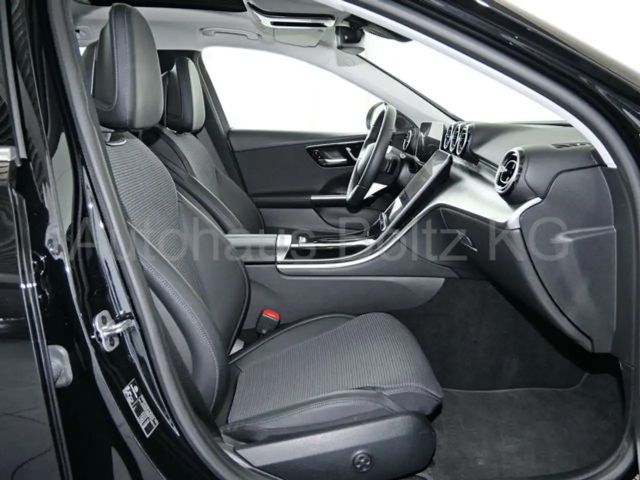 Mercedes-Benz C 200 AVANTGARDE Estate