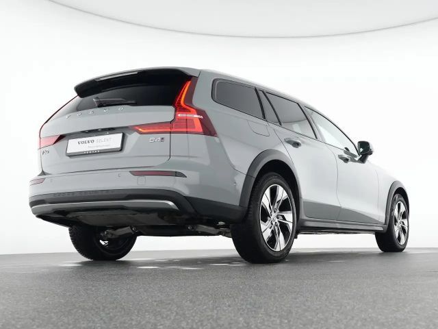 Volvo V60 AWD Plus