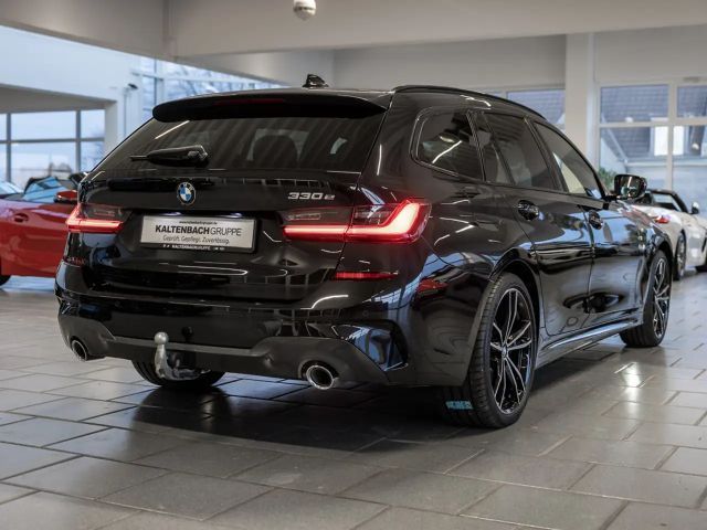 BMW 330 330e M-Sport Touring
