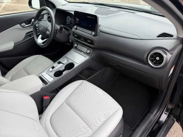 Hyundai Kona 64 kWh Electric Prime