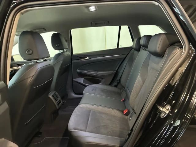 Volkswagen Golf Business DSG Variant