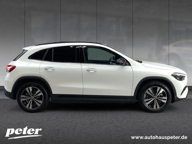 Mercedes-Benz GLA 220 4MATIC GLA 220 d
