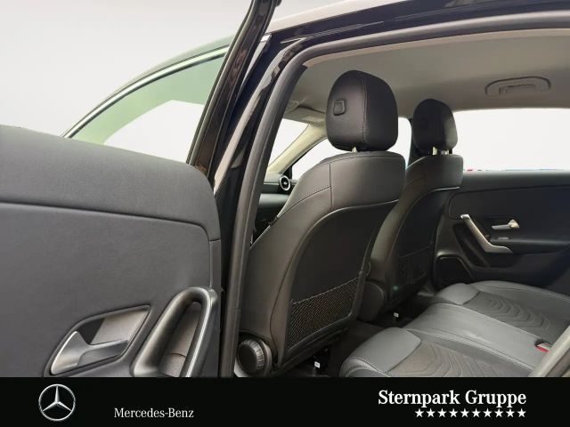 Mercedes-Benz A 180 Progressive