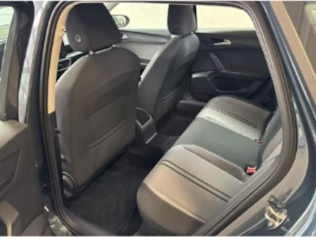 Seat Leon 2.0 TDI DSG Sportstourer Style