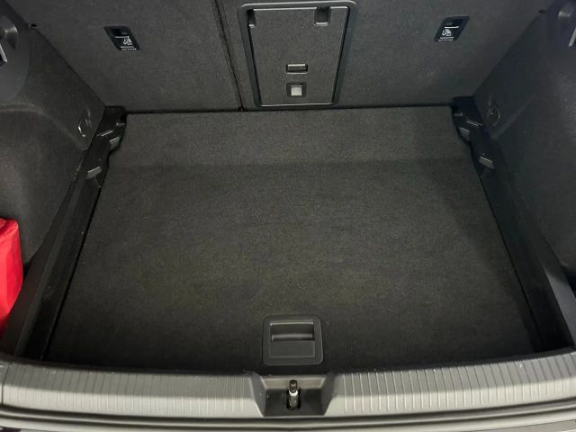 Volkswagen Golf Active