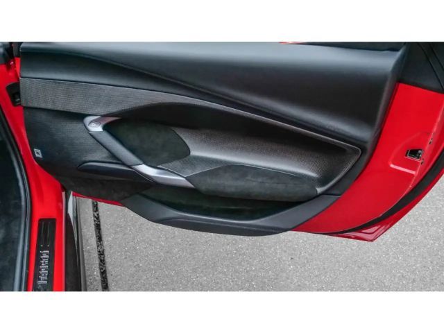 Ferrari 296 *Carbon+LED*Lift*Racing-Livery*Racingsitze*HiFi*