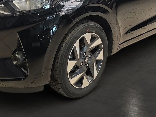 Hyundai i10 1.0 2WD Trend