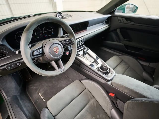 Porsche 911 Carrera Coupé GTS