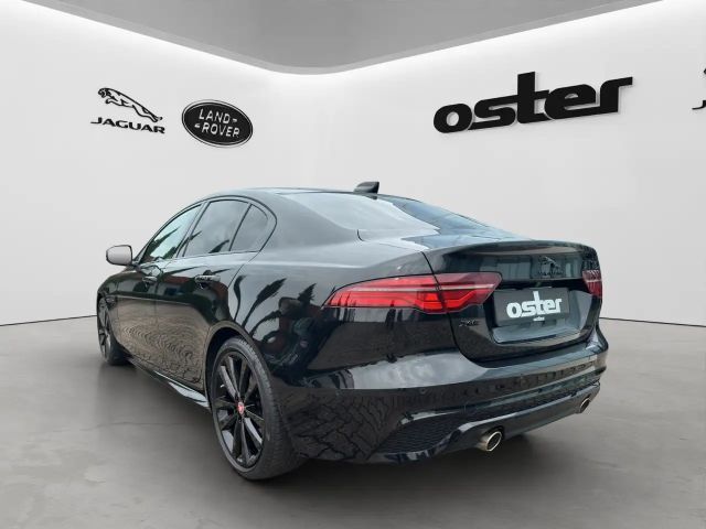 Jaguar XE P250 R-Dynamic