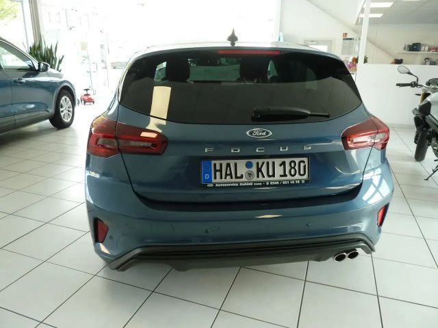 Ford Focus ST Line
